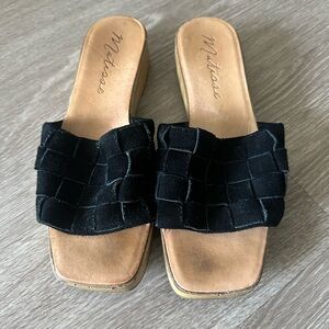 Matisse Black and Tan Woven sandals